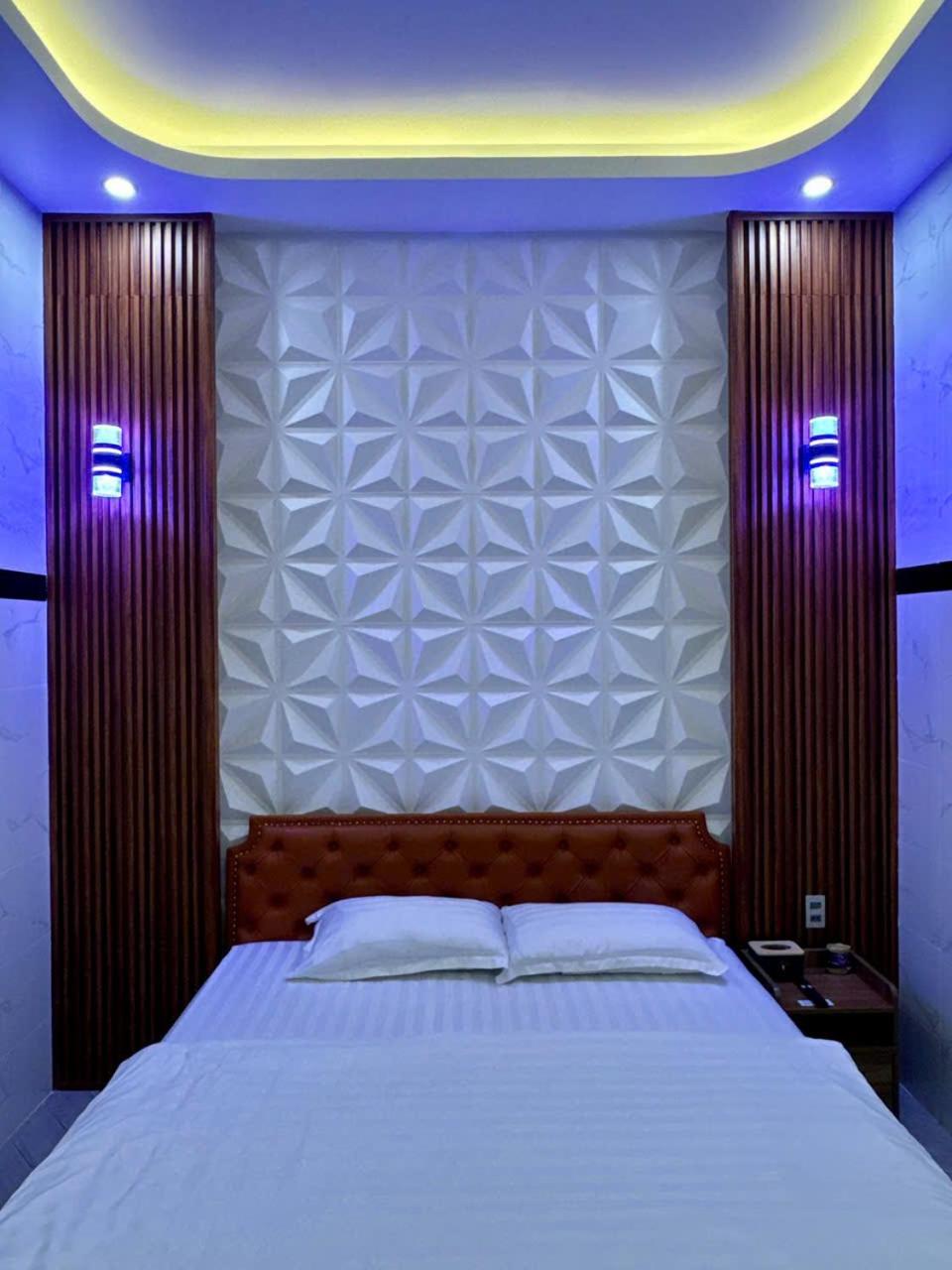 Bao Ngoc Hotel Cao Lanh Exterior photo